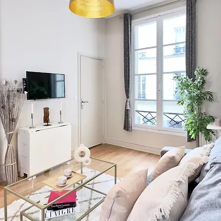 1630 - Champs Elysees - Value * باريس